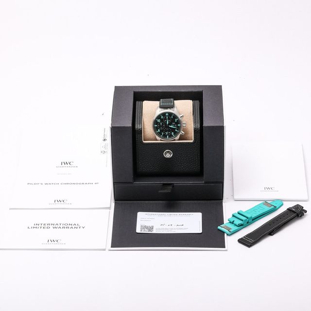 IWC Pilot's Chrono IW388108 Image 7